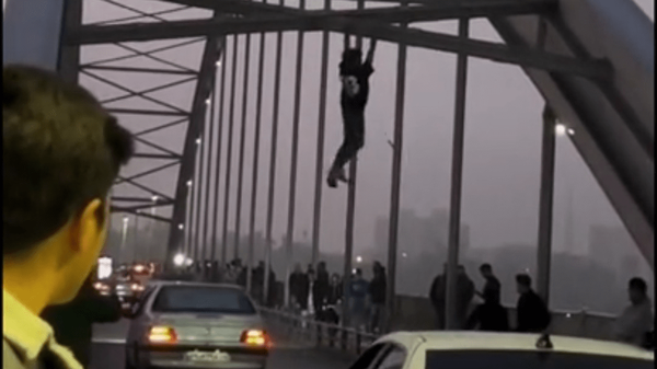 بازی با مرگ روی پل سفید اهواز