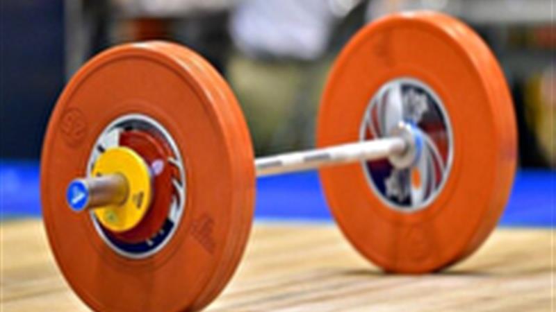 ادامه توزیع تجهیزات وزنه برداری در استان زنجان