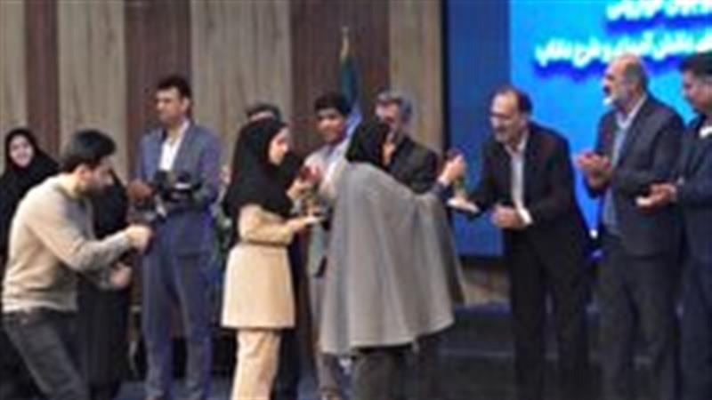 تجلیل از برترینهای علمی و پژوهش در سمنان.