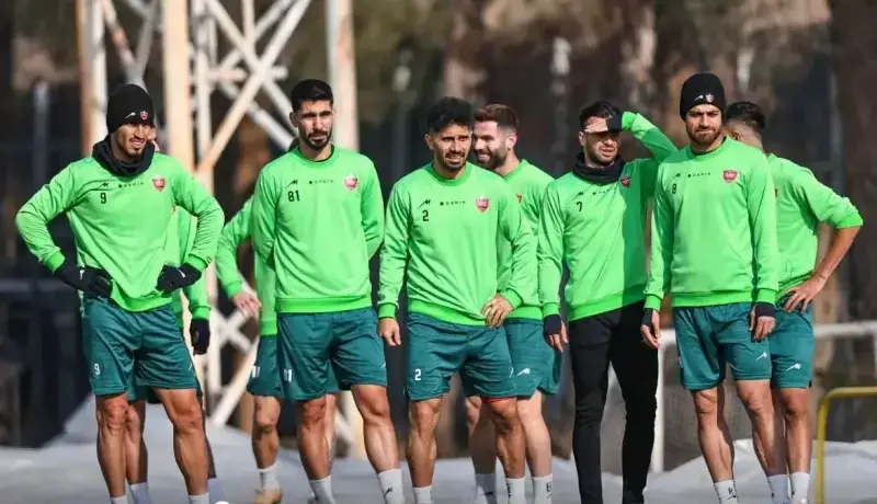 پوستر خاص پرسپولیس برای نبرد با تراکتور