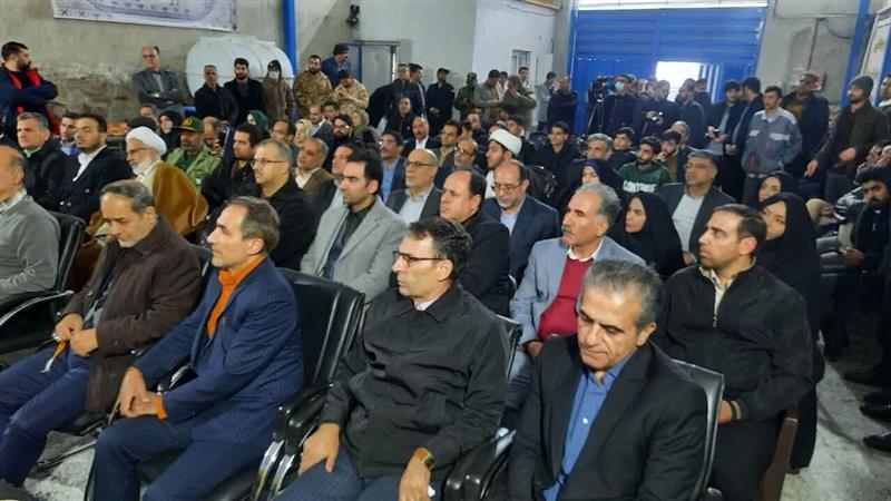 فاز توسعهای یک مجتمع مرغداری در قم با حضور وزیر جهاد کشاورزی افتتاح شد