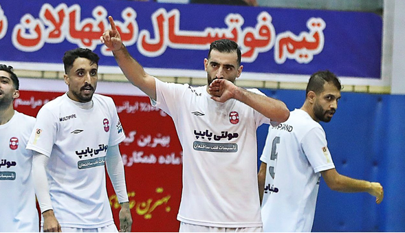 احمدعباسی: جایزه که هیچ، پیامی هم از فدراسیون نگرفتم