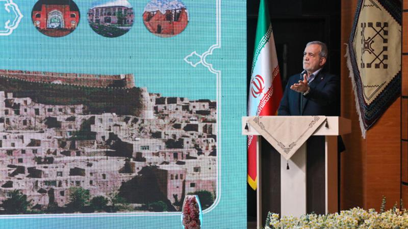 پاسخ پزشکیان به منتقدان: میتوان شاخصها را کنار هم گذاشت و تغییرات را دید