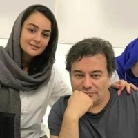 عکس بامزهای که از خانواده پیمان قاسمخانی وایرال شد