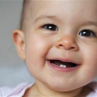 سهماهه دوم بارداری؛ زمان طلایی برای سلامت دندانهای آینده کودک