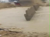 شکسته شدن سد خاکی و ورود سیل به طولا در قشم