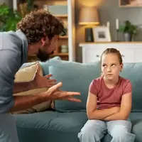 ۵ اشتباه رایج والدین که منشأ بدترین رفتار کودکان است!