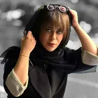 چهره ها/ استایل جسورانه و خالخالی الهام اخوان!