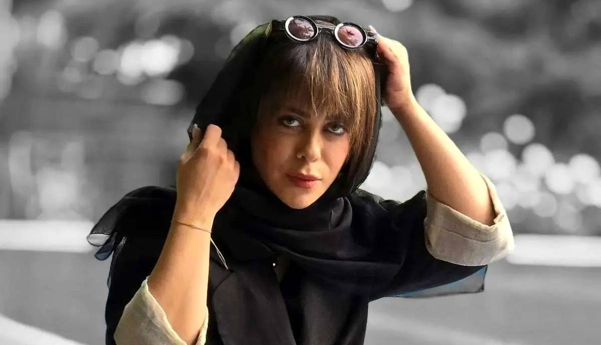 چهره ها/ استایل جسورانه و خالخالی الهام اخوان!