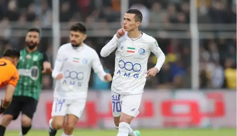 کامنت جنجالی آسانی و طعنه به حذف پرسپولیس