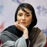 چهرهها/ استایل کژوال مینا وحید با اکسسوری جذابش