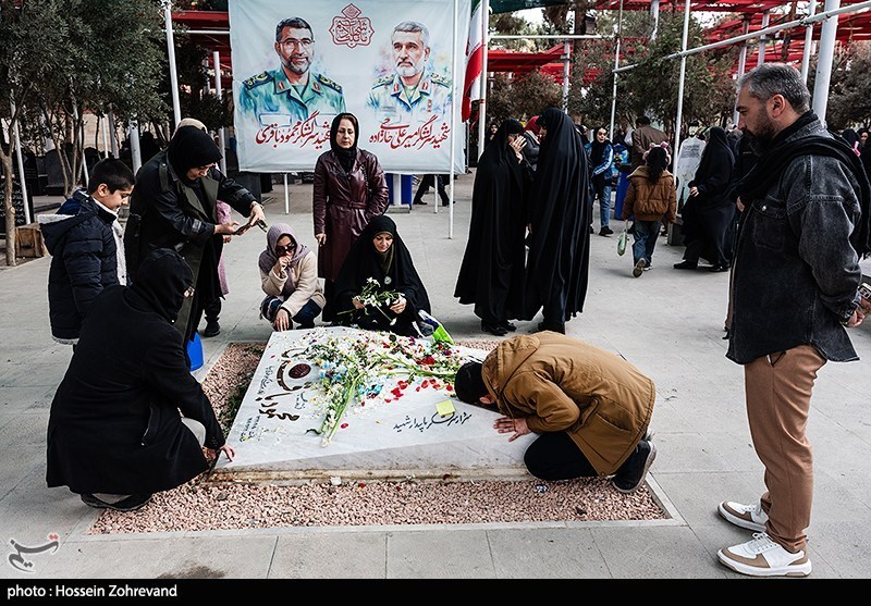 عکس/آئین بدرقه کاروان سرباز وطن