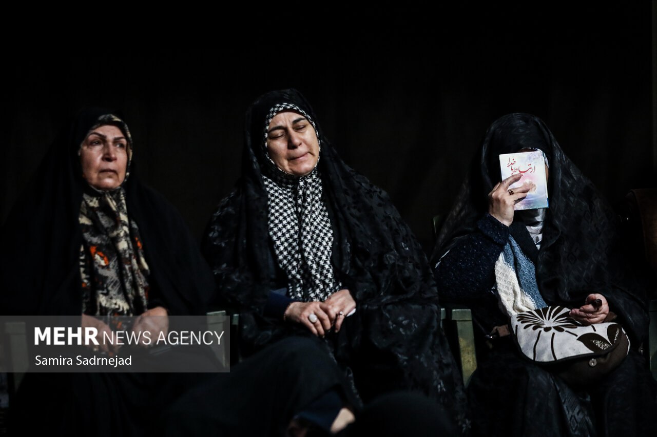 دورهمی یلدایی شهدایی