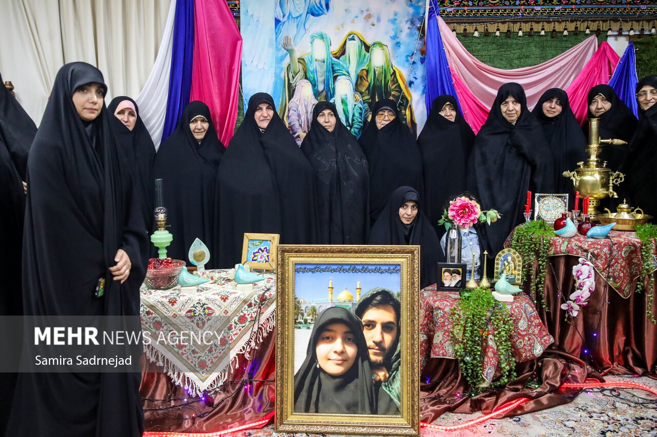 دورهمی یلدایی شهدایی