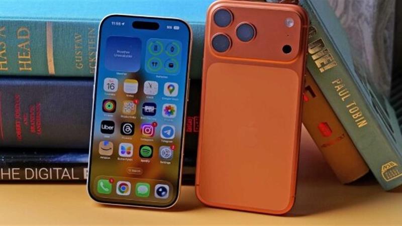 اپل آب پاکی را روی دست طرفداران آیفون ۱۸ ریخت