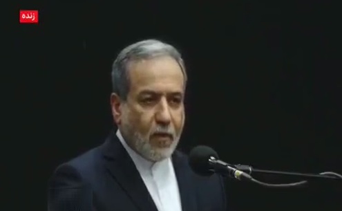 وزیر خارجه: تجار و بازرگانان به من نگفتند تحریم&zwnj;ها را بردار، گفتند مشکل ما را در گمرک، مالیات و... حل کن