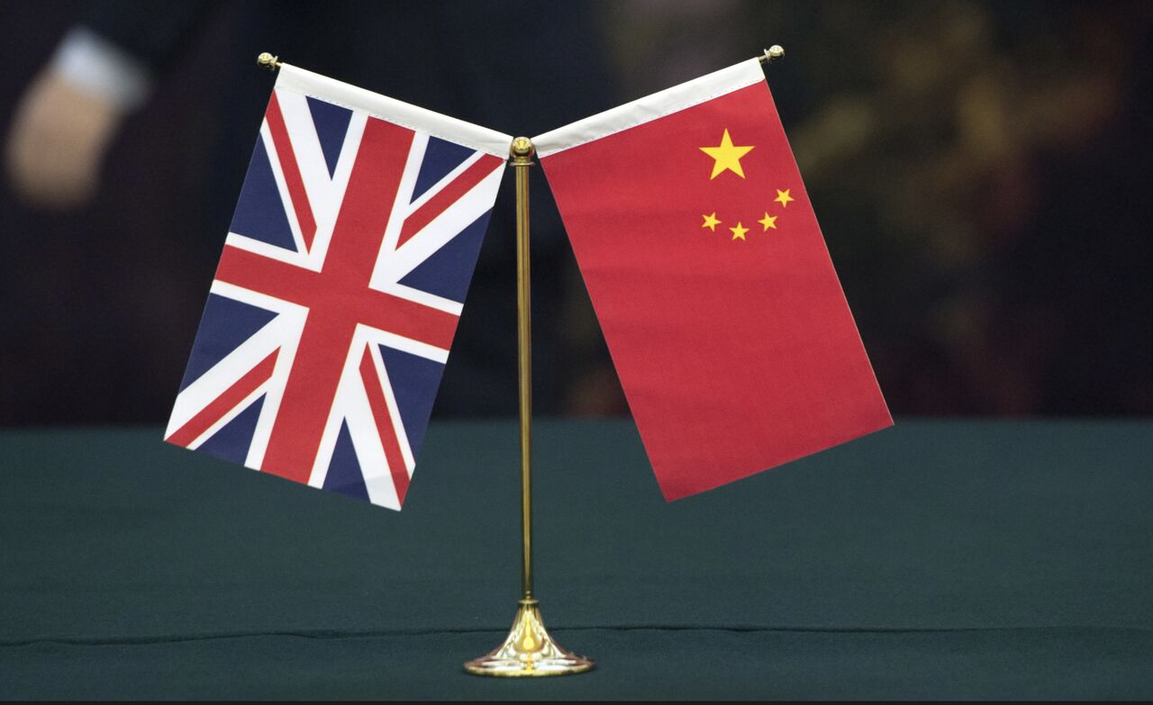 انگلیس به کالاهای چینی روی آورد