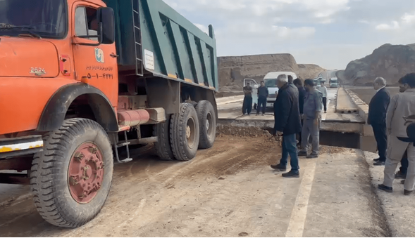 راه ارتباطی مسجدسلیمان گلگیر هفتکل موقتاً باز شد