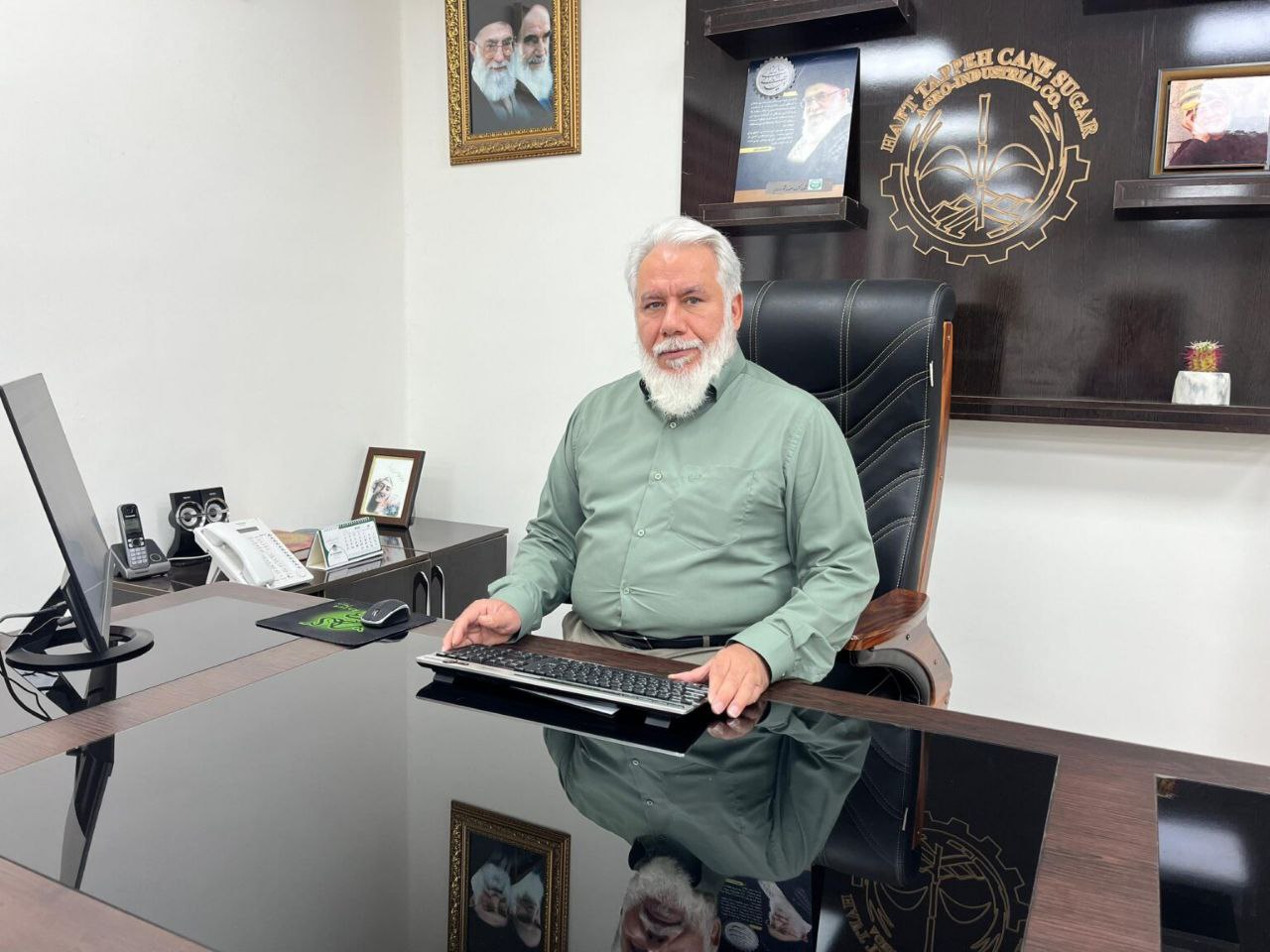 با پیگیریهای مدیرعامل شرکت نیشکر هفت تپه نشست مهم با رئیس کل دادگستری خوزستان برگزار شد