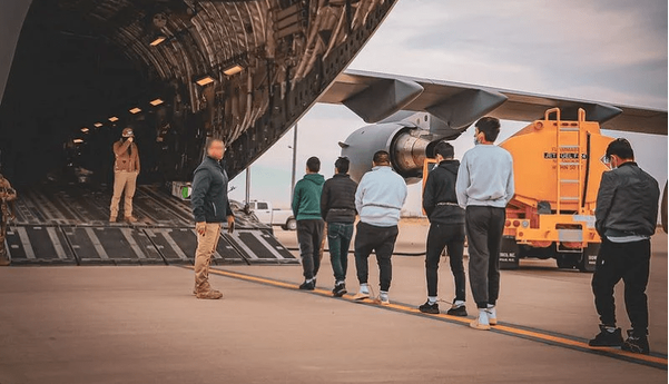 انتقال مهاجران از آمریکا به کشور ثالث