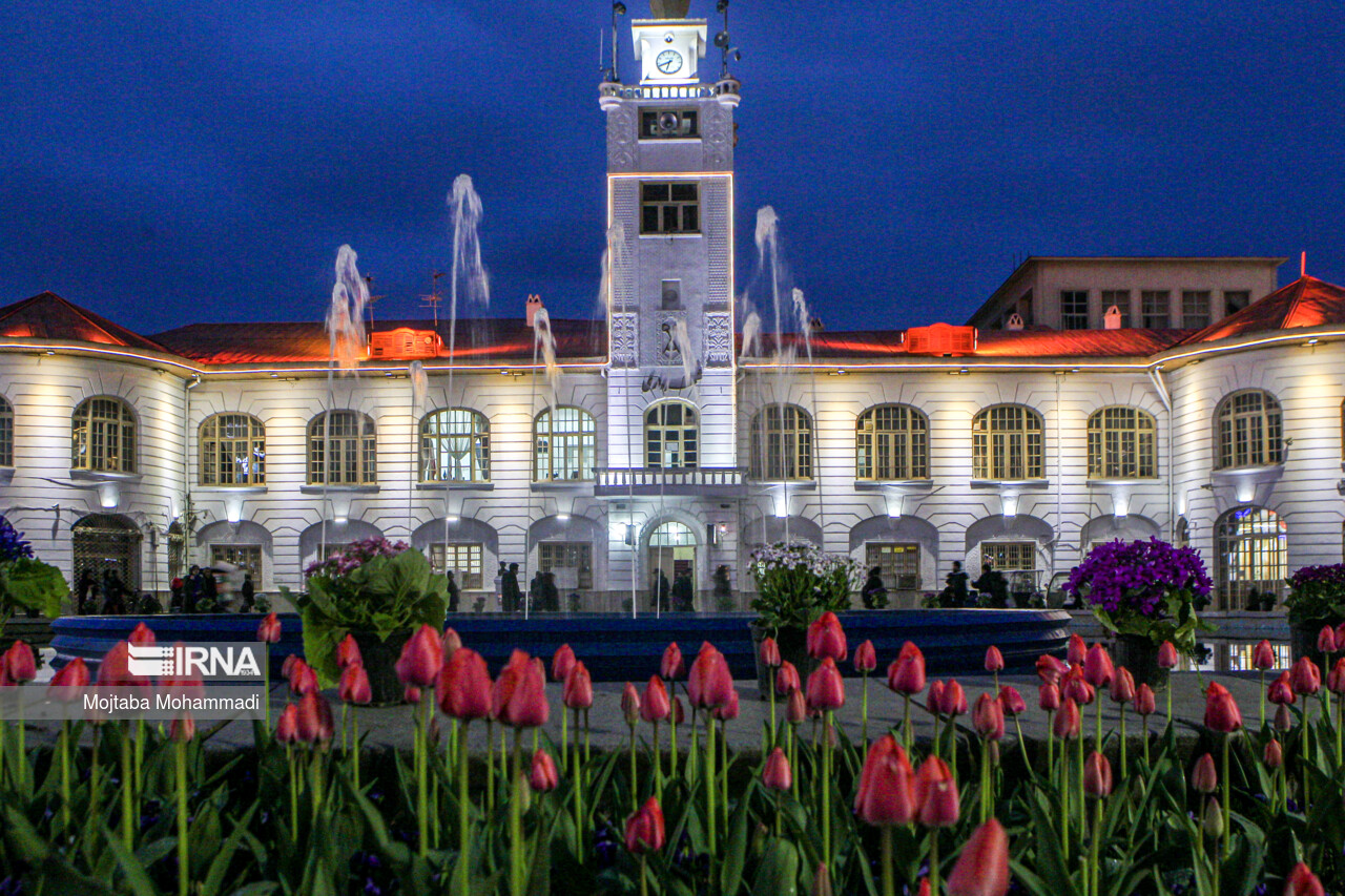 به مناسبت روز رشت؛ خدماترسانی اتوبوسهای درون شهری رشت رایگان شد