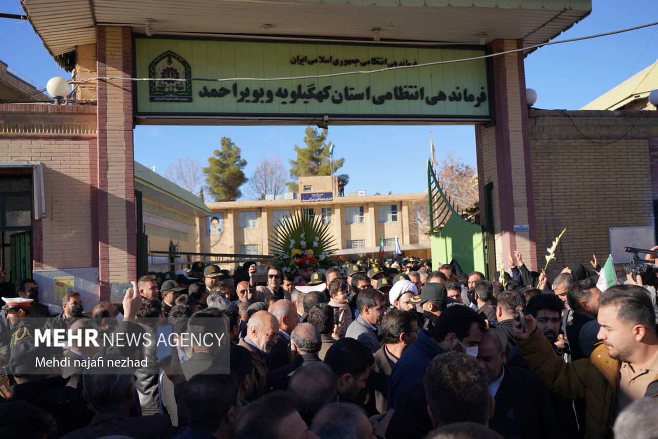 تشییع پیکر شهید رحیم مجیدی‌مهر در یاسوج