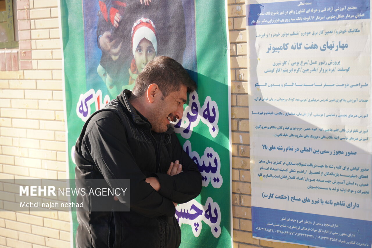 تشییع پیکر شهید رحیم مجیدی‌مهر در یاسوج