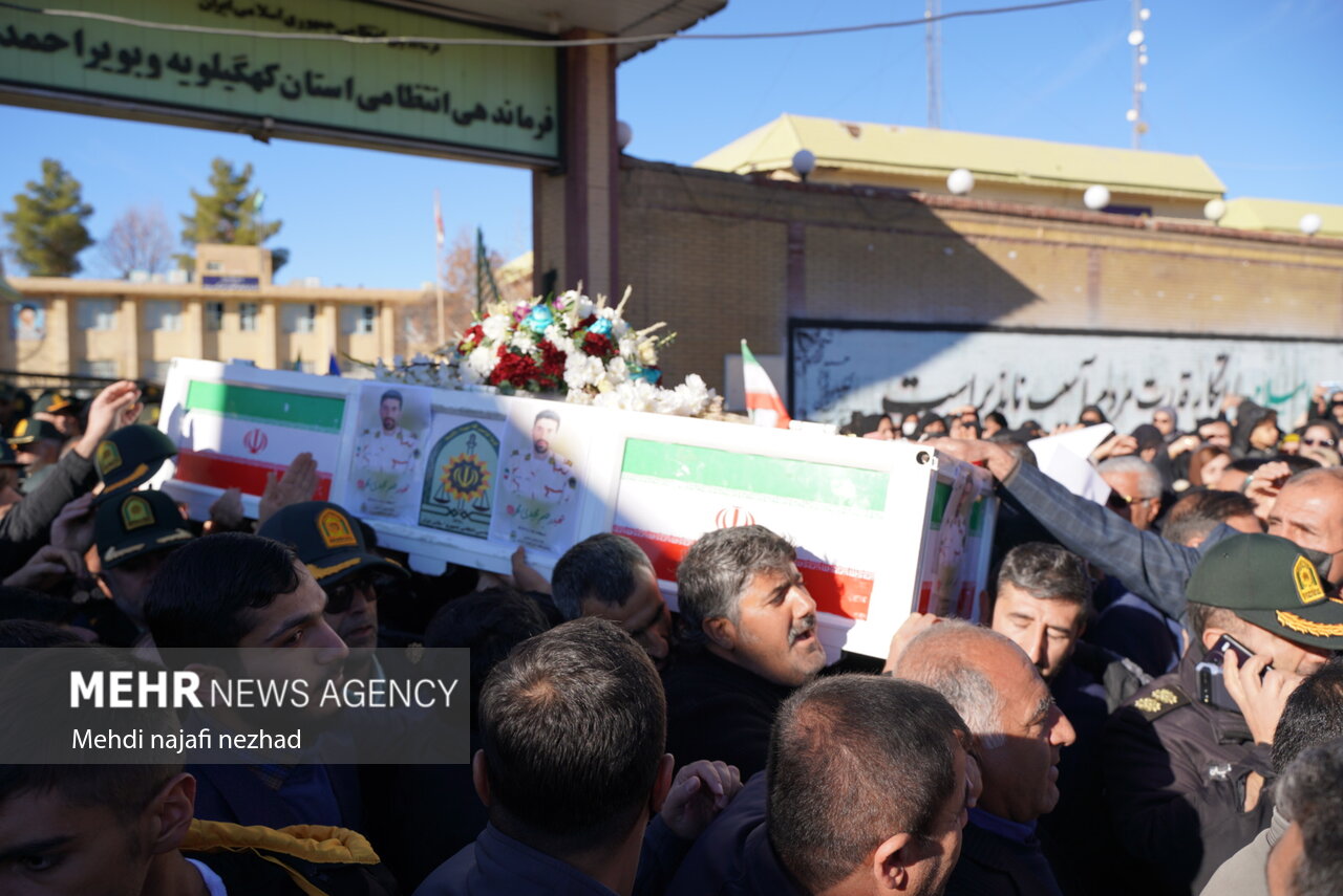 تشییع پیکر شهید رحیم مجیدی‌مهر در یاسوج