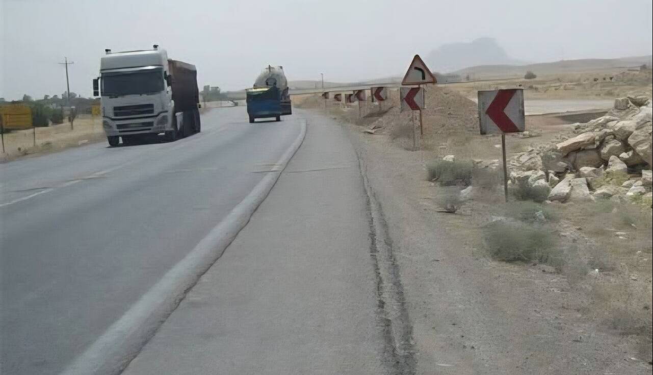 عملیات اجرایی پروژه ایمنسازی کمربندی اهرم تنگستان آغاز شد