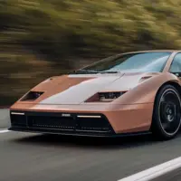 بازگشت اسطوره، پشت فرمان لامبورگینی دیابلو ۲۰۲۵