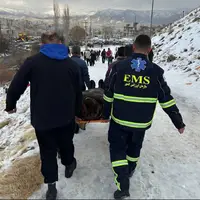 نجات یک مصدوم در ارتفاعات آبیدر سنندج توسط اورژانس