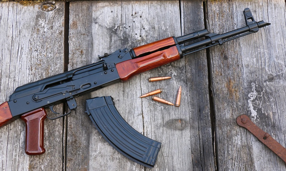 حمله اغتشاشگران مسلح به یک مرکز نظامی در ملکشاهی؛ 2 نفر از مهاجمان کشته شدند