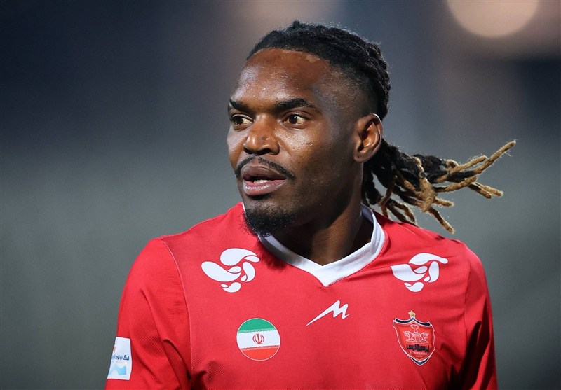 بیفوما: جدایی از پرسپولیس؟ قرارداد دارم و میمانم