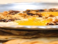 یک غذای متفاوت با خرما