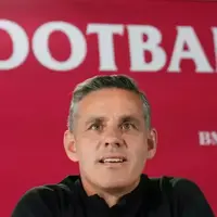 سرمربی مشهور انگلیسی به فوتبال آسیا پیوست