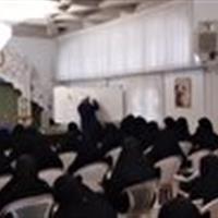 حضور بانوان قمی در کارگاههای تربیت فرزند حرم مطهر