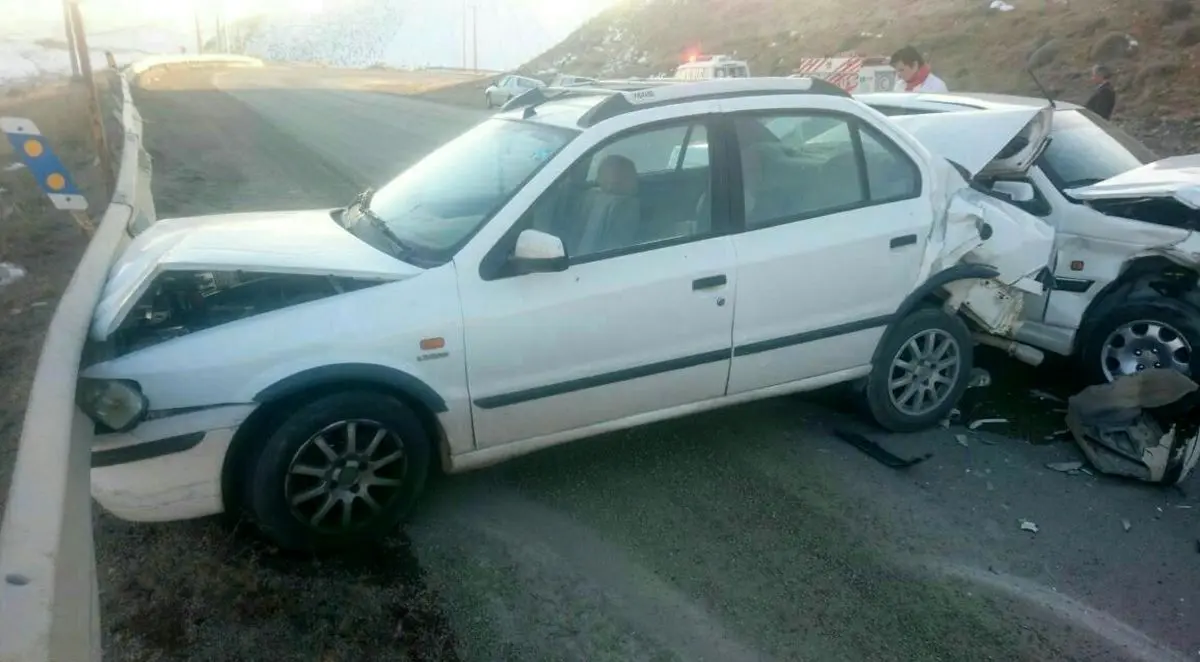 تصادف در محور راین به جیرفت با ۸ مصدوم؛ حال ۲ نفر وخیم است