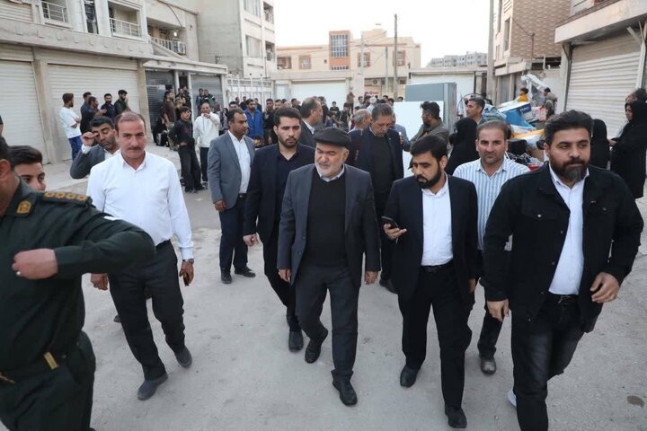 استاندار خوزستان پیگیر اسکان فوری آسیبدیدگان انفجار کیانشهر اهواز شد