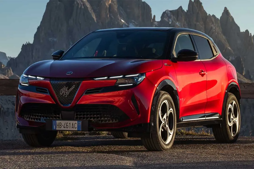 معرفی آلفارومئو جونیور Ti، احیای یک نام تاریخی با ویژگیهای جذاب