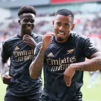 برد پُرگل آرسنال در خانه لیدز