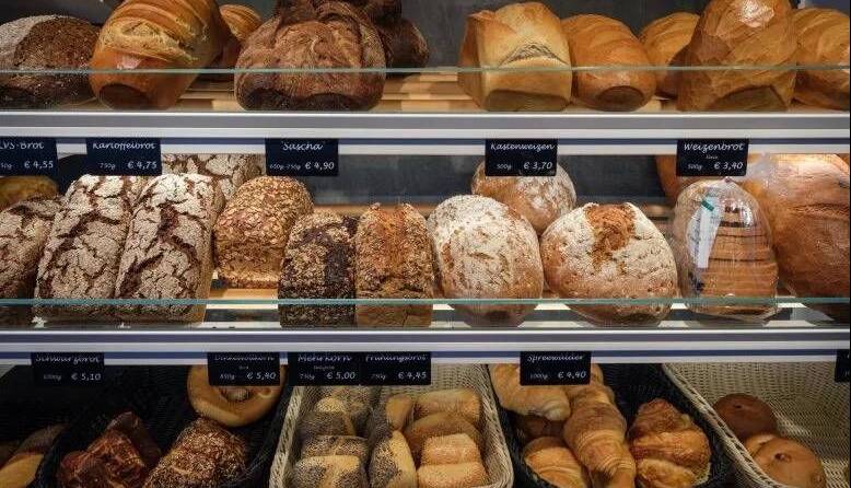 نجات جان هزاران نفر با یک تغییر کوچک؛ کاهش نمک در نان و غذاهای آماده