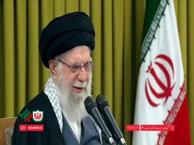 مثال جالب رهبر انقلاب از دعوای ایران و آمریکا با تشویق مردم همراه شد