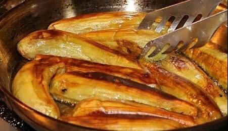 چرا بعضیها به بادمجان آلرژی دارند؟