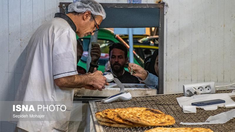 مدیرکل غله استان زنجان: نانوایان براساس میزان فروش واقعی نان آرد دریافت میکنند