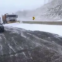 راه ارتباطی ۸۲ روستای آذربایجانشرقی همچنان بسته است