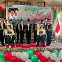 طنین ورود امام و شور دانشآموزان البرز در آستانه فجر انقلاب