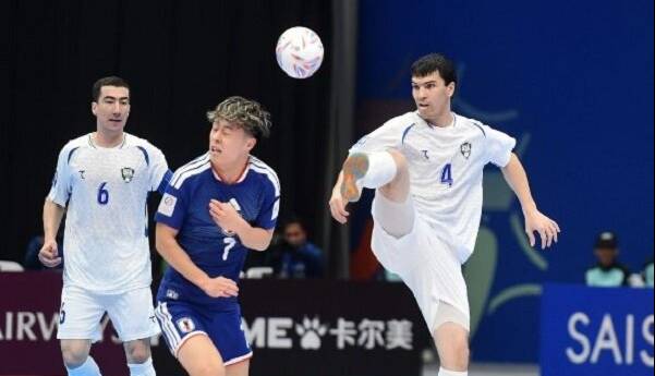 کامبک ژاپن مقابل ازبکستان و صعود به عنوان تیم صدرنشین