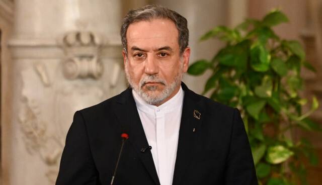 عراقچی: ایران و آمریکا در برههای سرنوشتساز از زمان قرار دارند