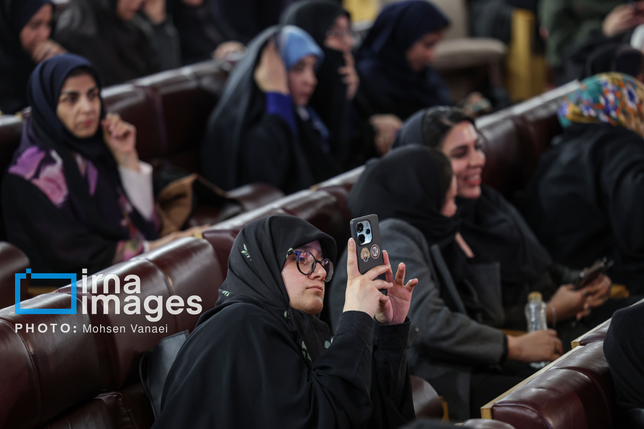 عکس/اختتامیه جشنواره بینالمللی شعر فجر