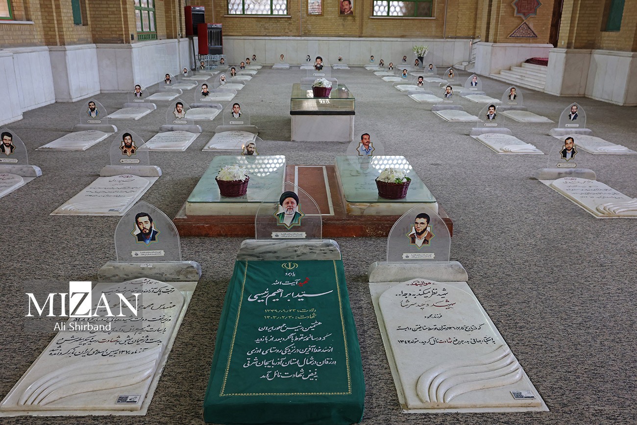 عکس/ تجدید میثاق رئیس و مسئولان عالی قوه قضاییه با آرمان‌های امام خمینی(ره) 